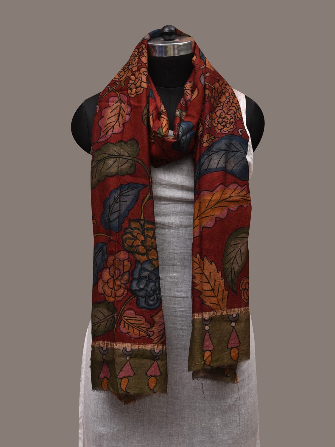 Red Kalamkari Hand Painted Tussar Handloom Dupatta with Floral Design ds2726