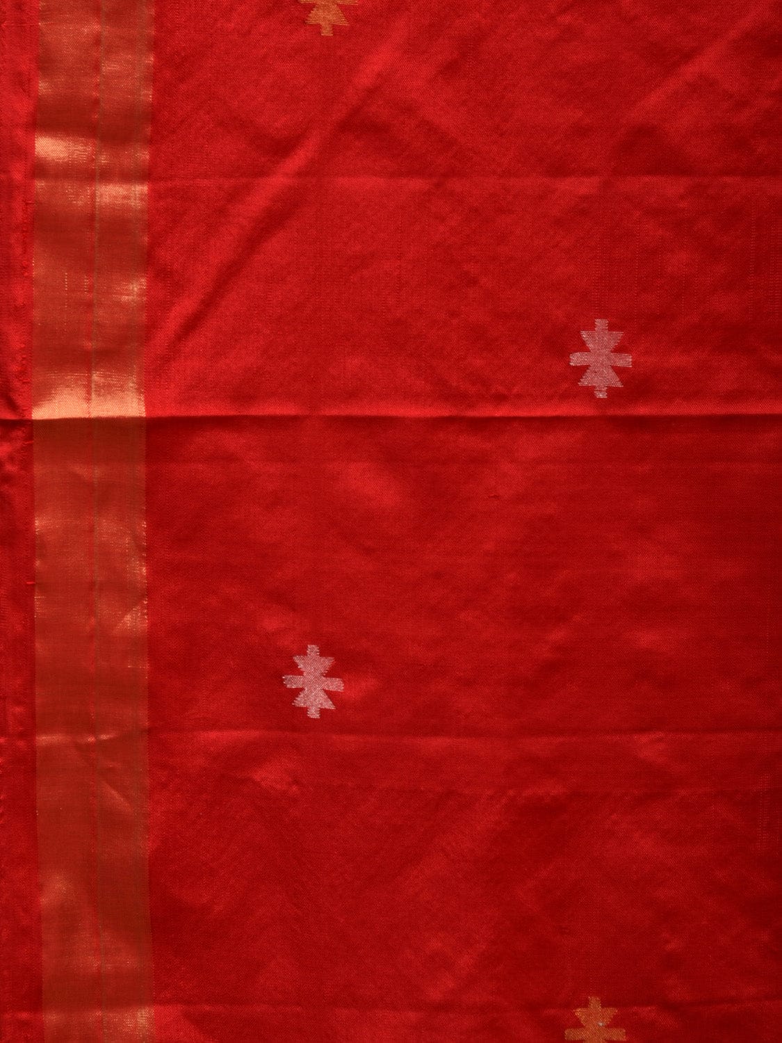 Red Uppada Silk Handloom Saree with Jamdani Pallu Design u1868