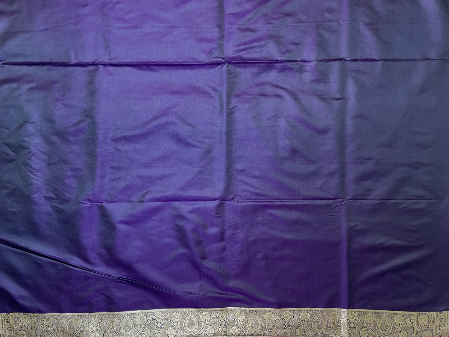Royal Blue Banaras Katan Silk Saree with Body Butti and Border Design b0396ds