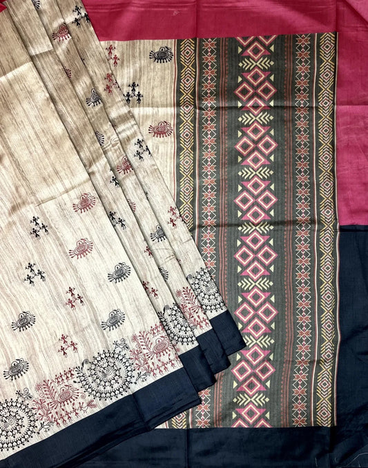 Tribal Thread Embroidery Work with Ganga Jamuna Border and Digital Printed Pallu Design pr0073ap
