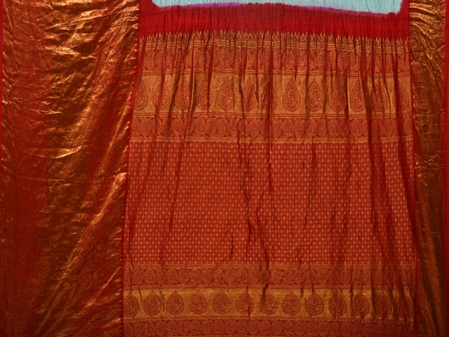 Turquoise and Red Bandhani Kanchipuram Silk Handloom Saree with Border Design bn0397
