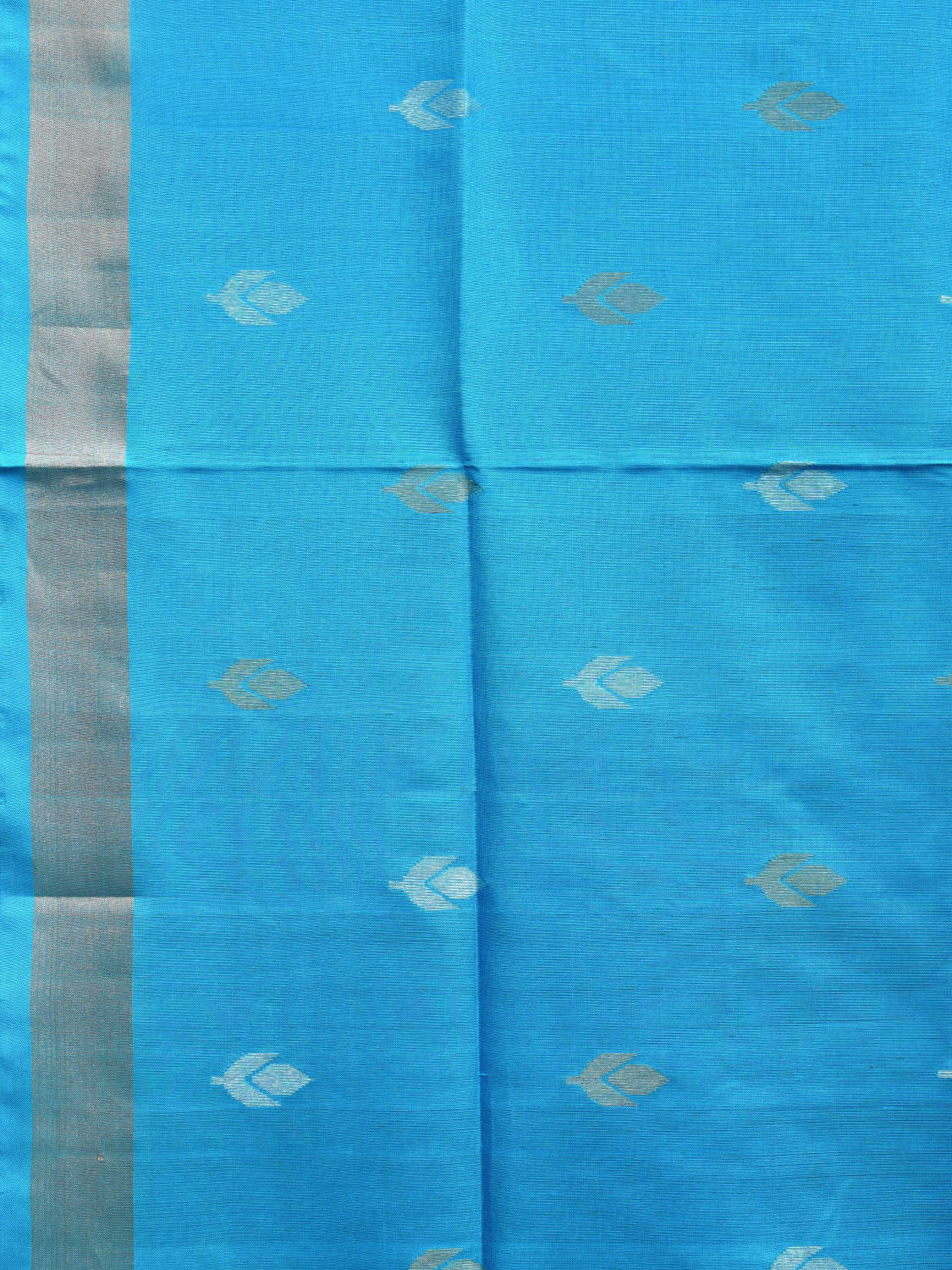 Blue Uppada Silk Handloom Saree with Floral Pallu Design u2278