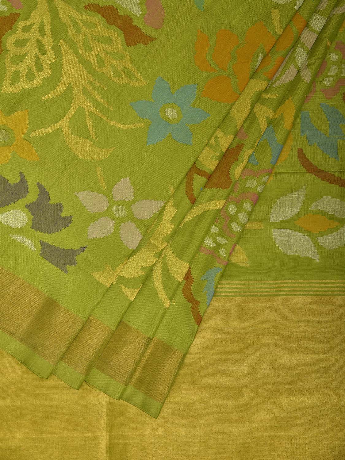 Light Green Uppada Silk Handloom Saree with All Over Floral Design u2425