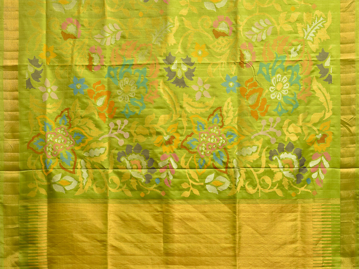 Light Green Uppada Silk Handloom Saree with All Over Floral Design u2425