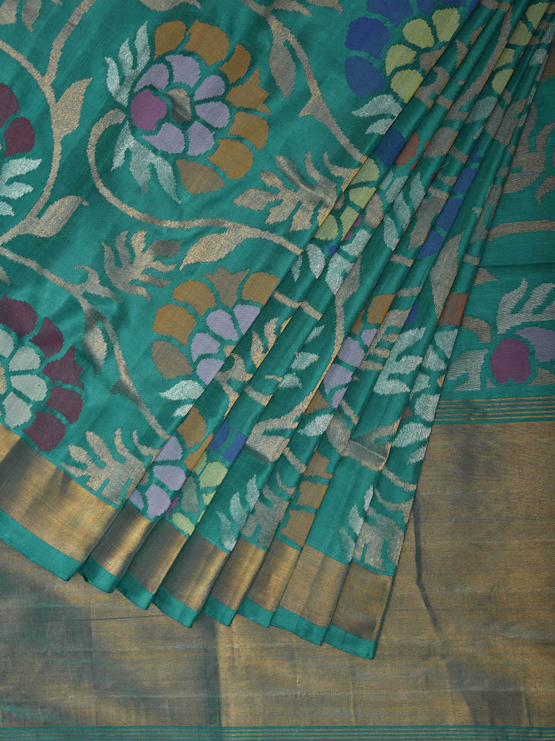 Turquoise Uppada Silk Handloom Saree with All Over Floral Design u2484