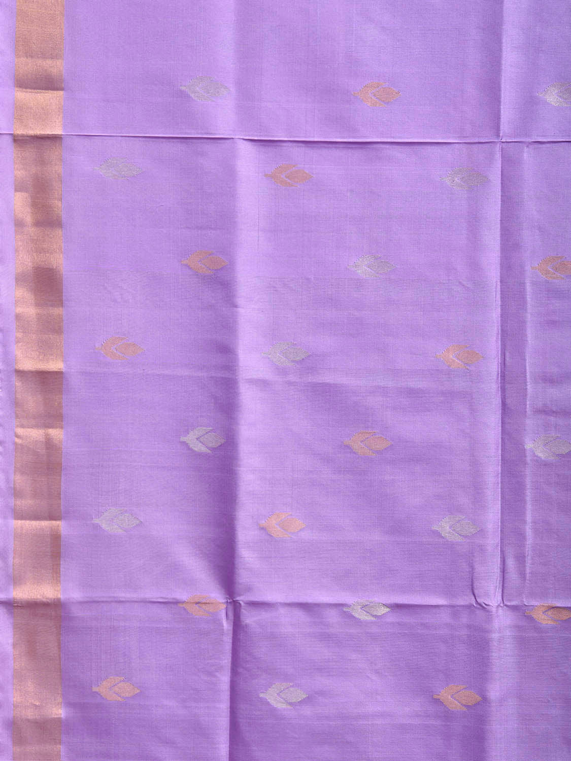 Lavender Uppada Silk Handloom Saree with Floral and Birds Design u2509