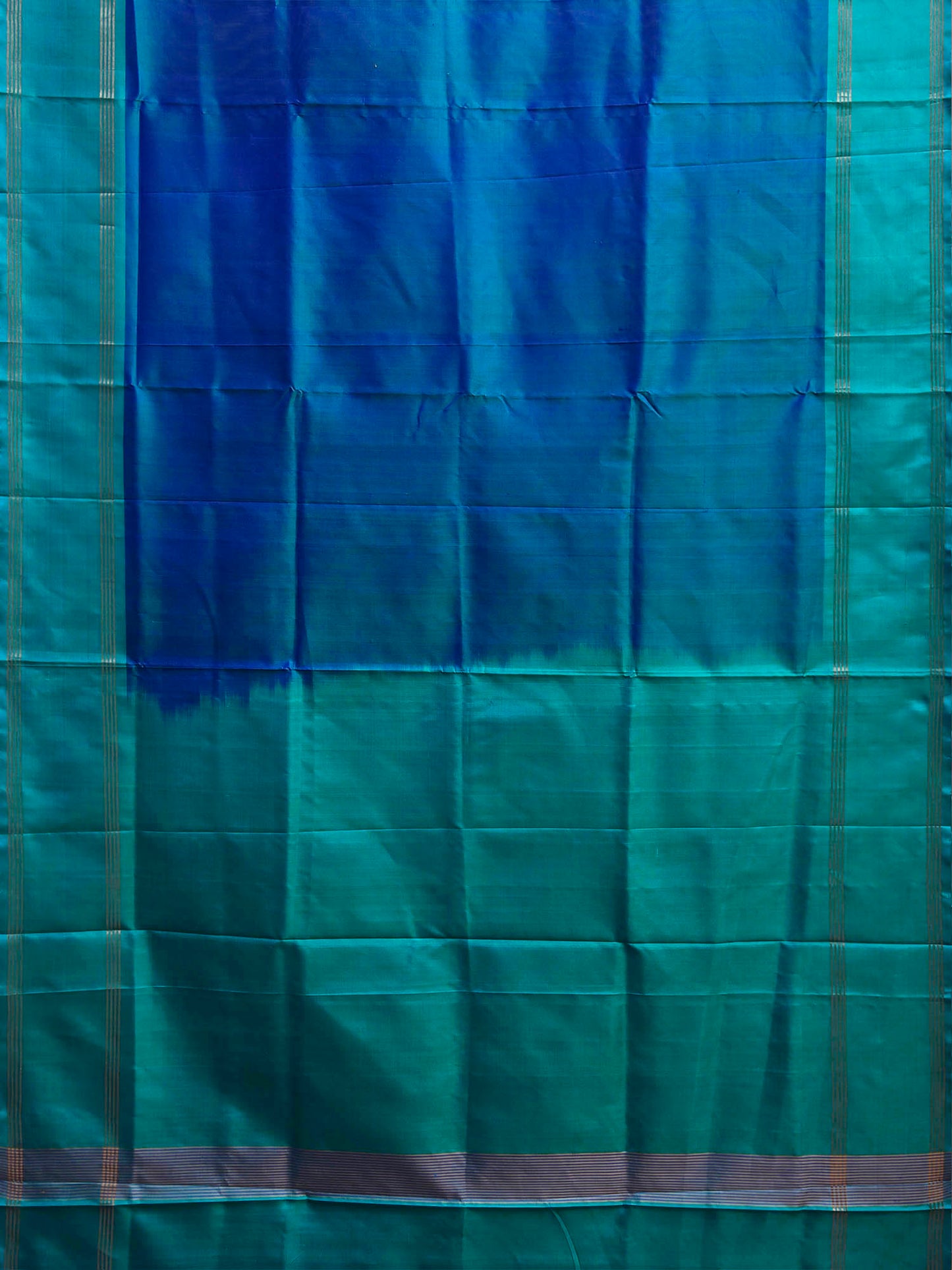 Blue and Truquoise Uppada Silk Handloom Plain Saree with Contrast Pallu Design u2514