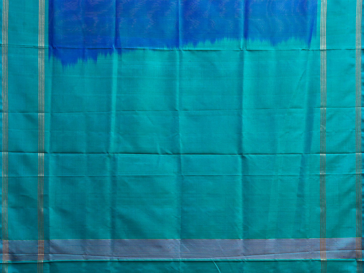 Blue and Truquoise Uppada Silk Handloom Plain Saree with Contrast Pallu Design u2514