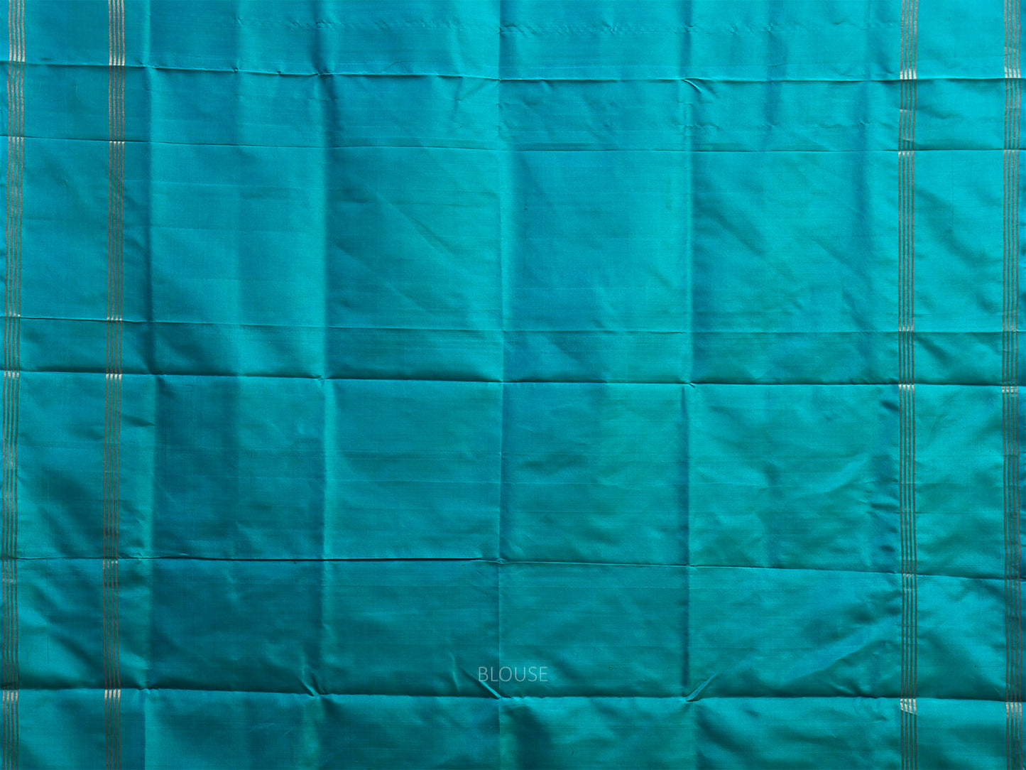 Blue and Truquoise Uppada Silk Handloom Plain Saree with Contrast Pallu Design u2514