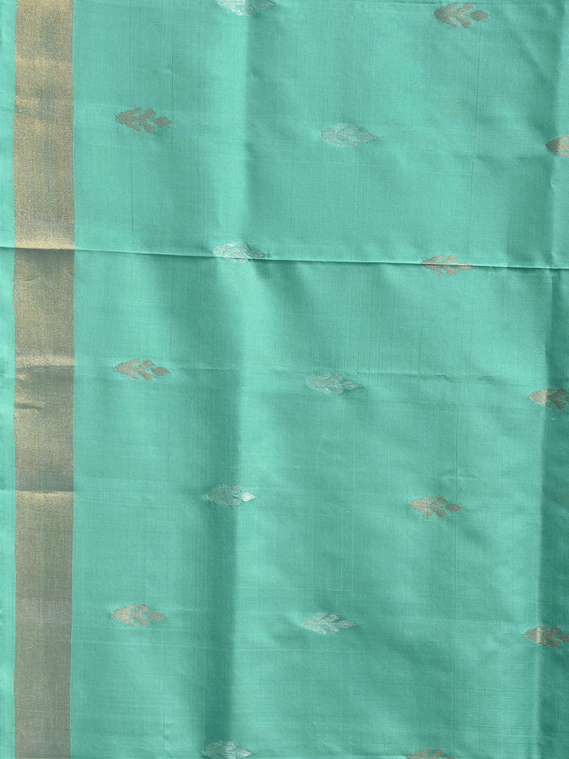 Turquoise Uppada Silk Handloom Saree with Floral Pallu Design u2516
