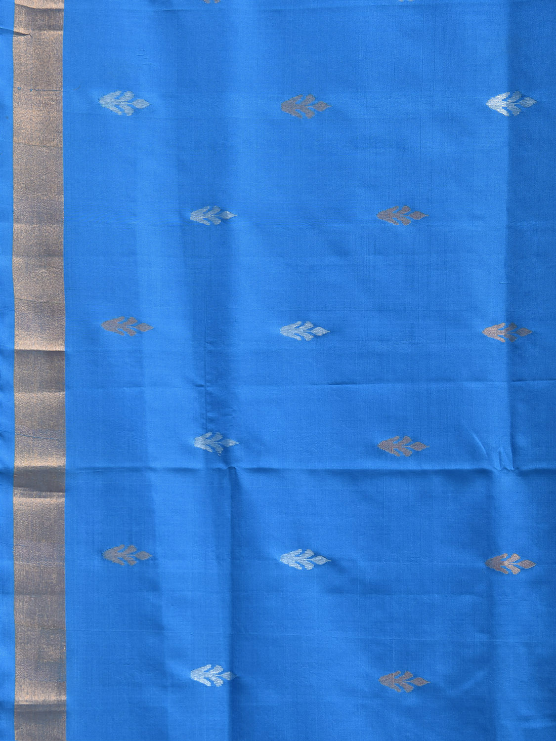 Blue Uppada Silk Handloom Saree with Floral Pallu Design u2526