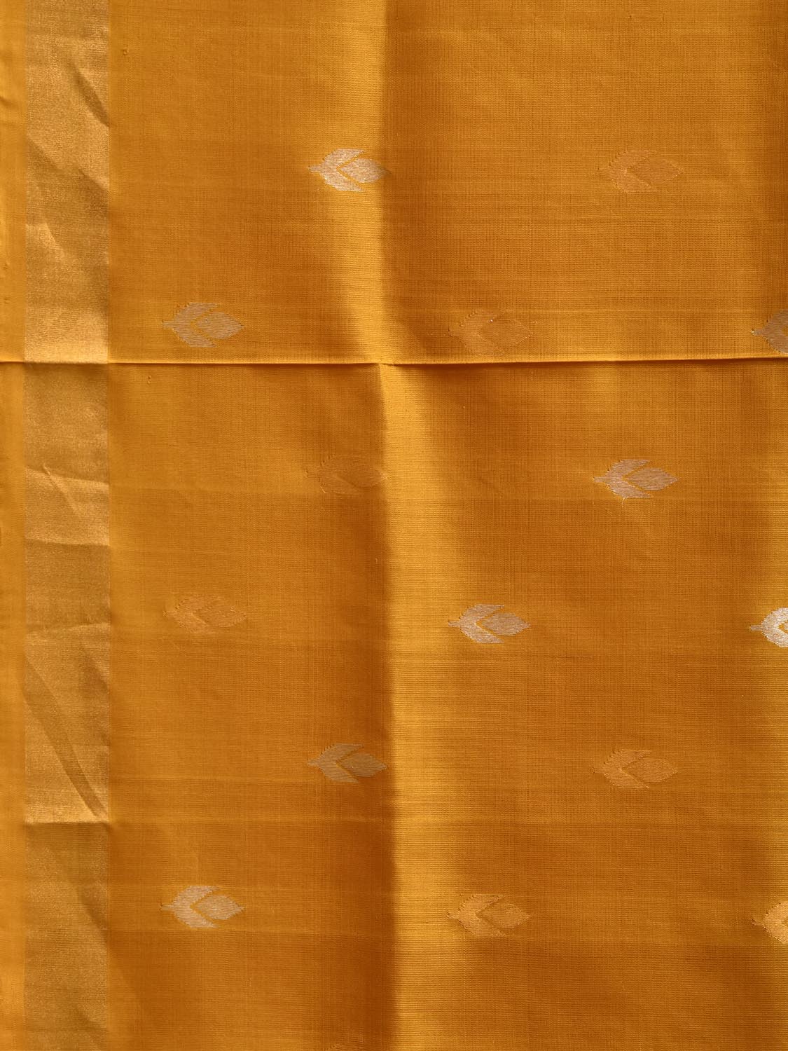 Yellow Uppada Pure Silk Handloom Saree with Floral and Birds Pallu Design u2545