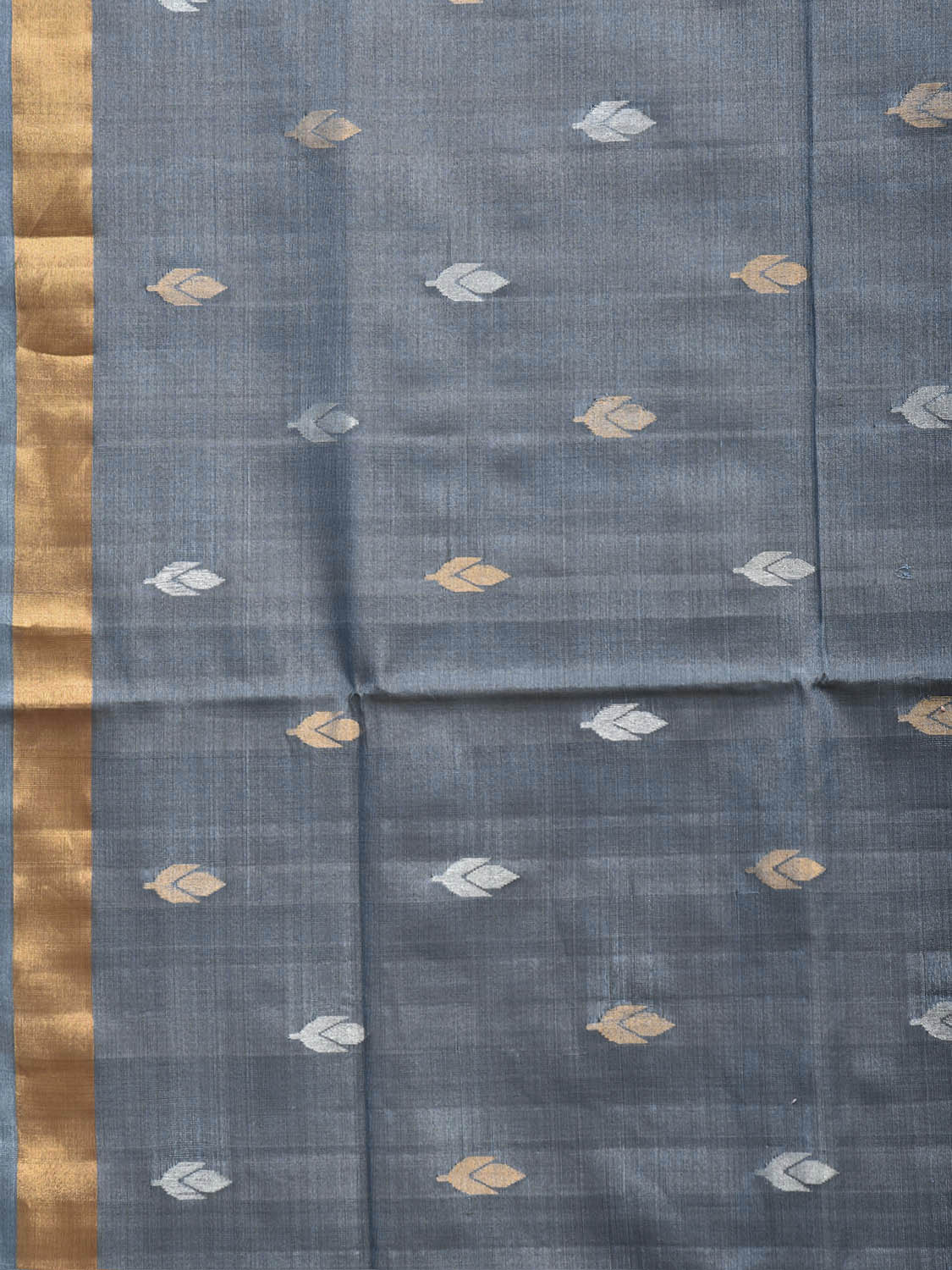 Grey Uppada Pure Silk Handloom Saree with Birds and Floral Pallu Design u2549