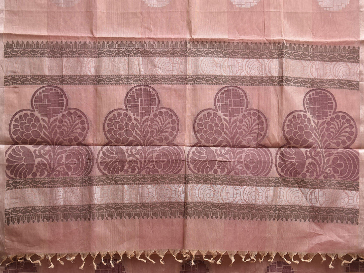 Peach Venkatagiri Cotton Saree with Body Buta and Pallu Design v0184