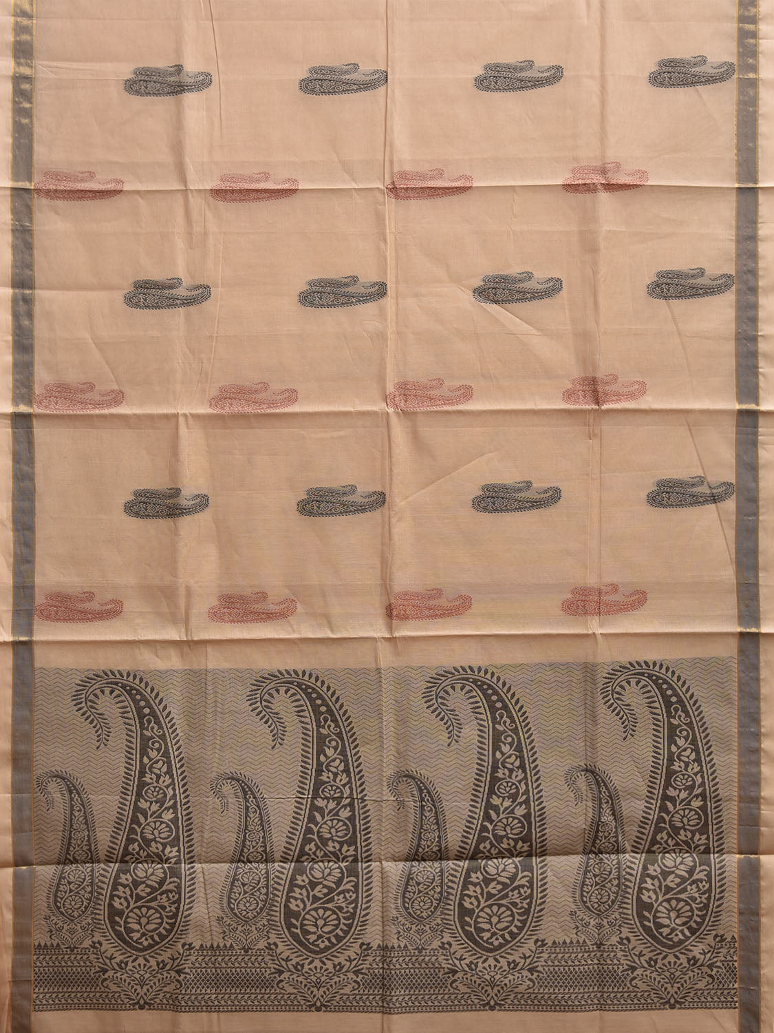 Cream Venkatagiri Cotton Saree with Mango Buta and Pallu Design v1097