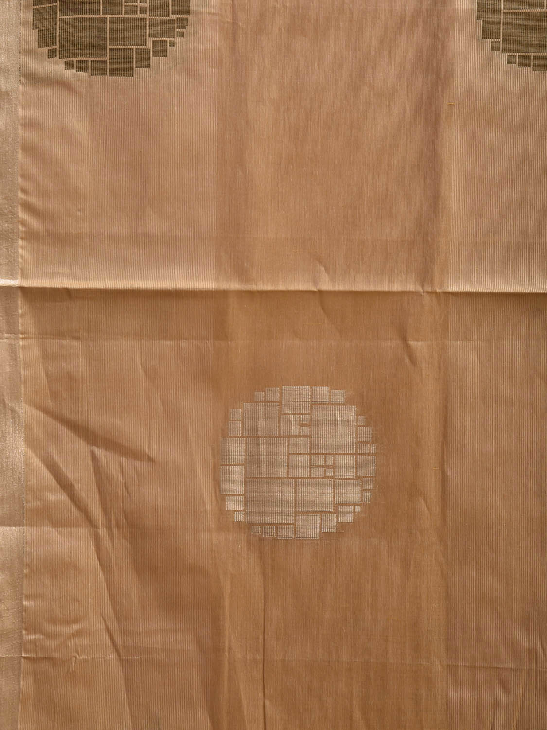 Light Orange Venkatagiri Cotton Saree with Body Buta and Pallu Design v0217