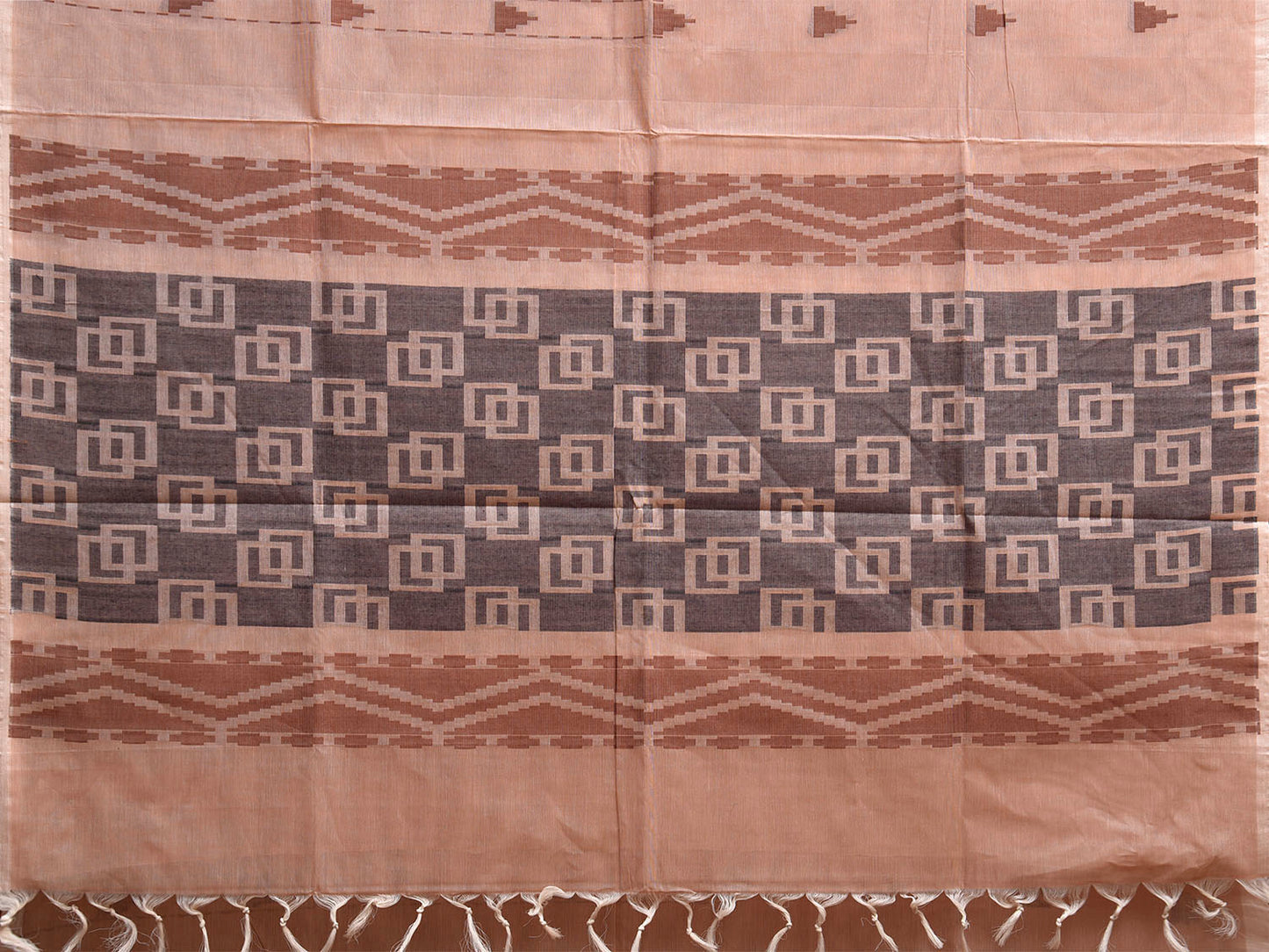 Light Fawn Venkatagiri Cotton Saree with Arrowhead Buta and Pallu Design v0261