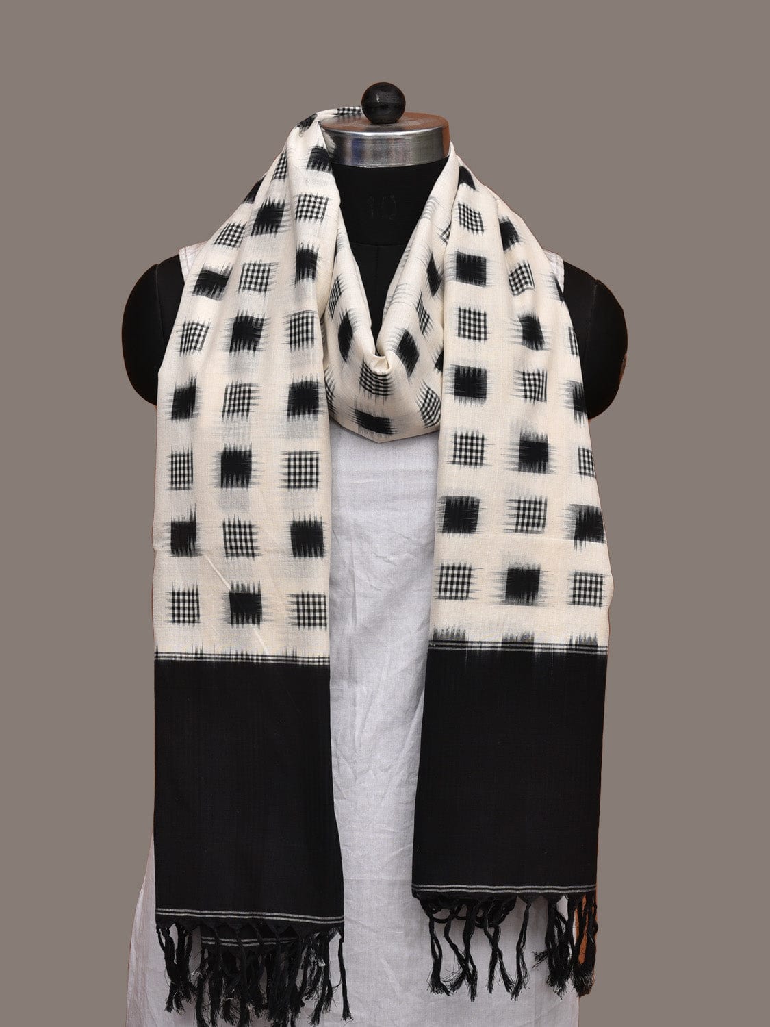 White and Black Pochampally Ikat Cotton Handloom Dupatta with Checks Design ds3293