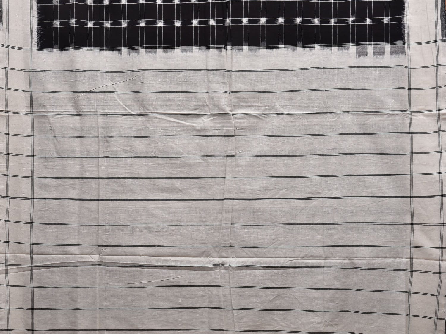 White and Black Pochampally Ikat Cotton Handloom Saree with Checks Design i0737