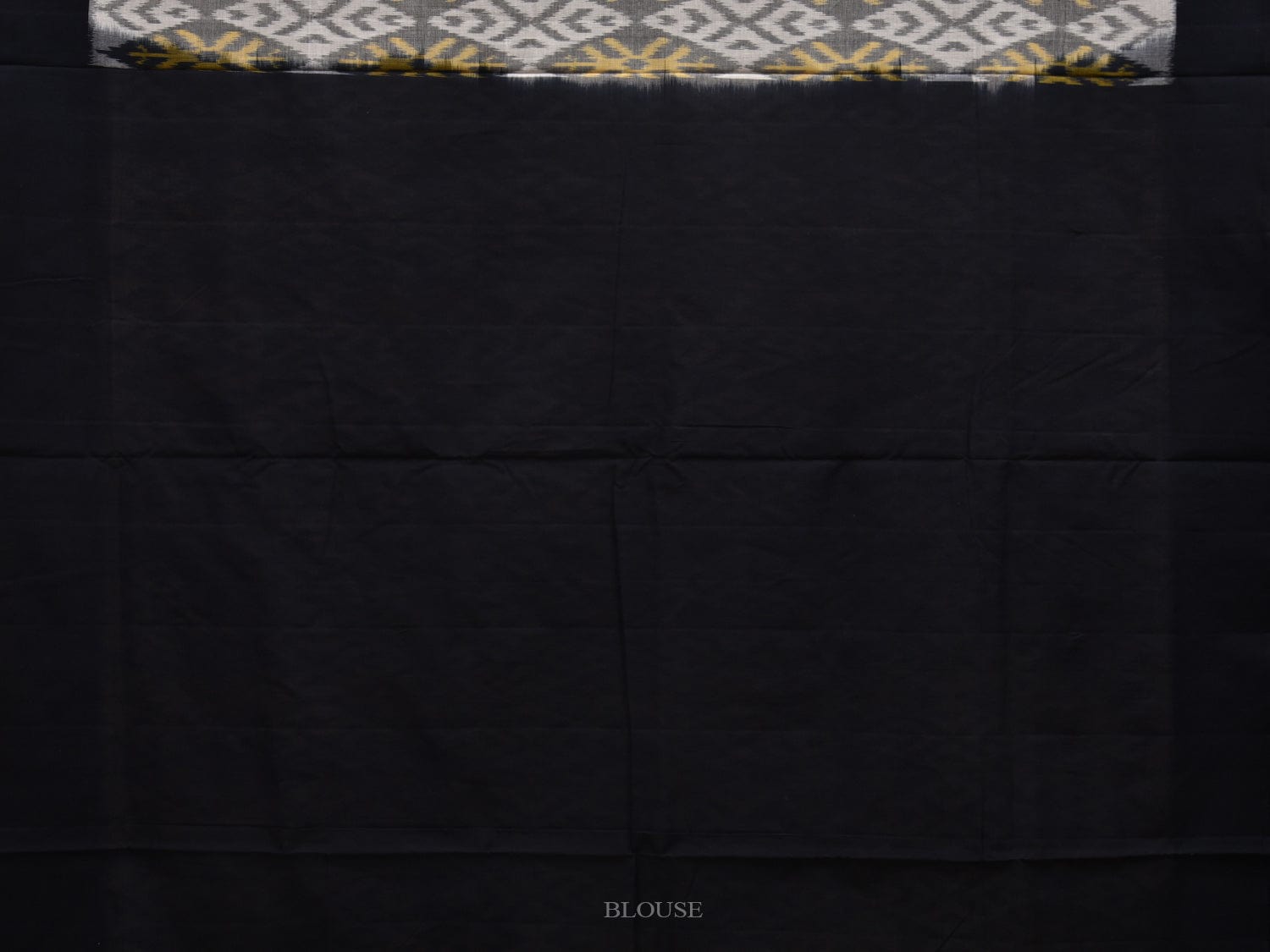 White and Black Pochampally Ikat Cotton Handloom Saree with Grill Design i0654