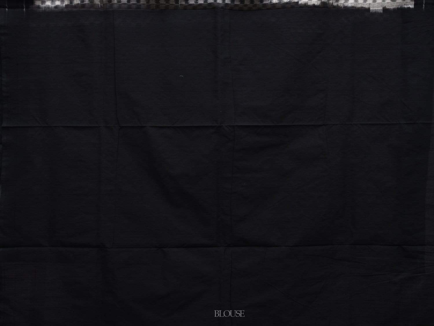 White and Black Pochampally Ikat Cotton Handloom Saree with Small Checks Design i0621