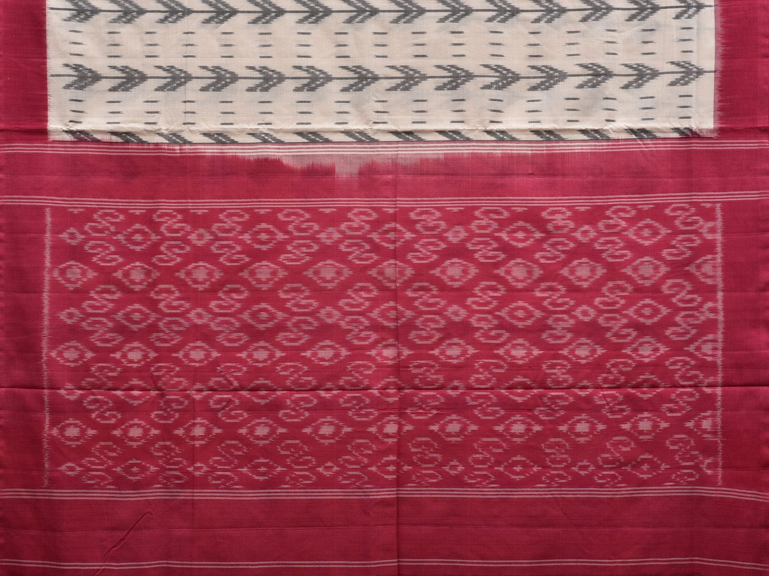 White and Pink Pochampally Ikat Cotton Handloom Saree with All Over Arrow Heads Design i0648