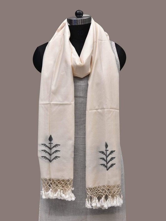 White Khadi Cotton Handloom Dupatta with Dhakai Design ds2481