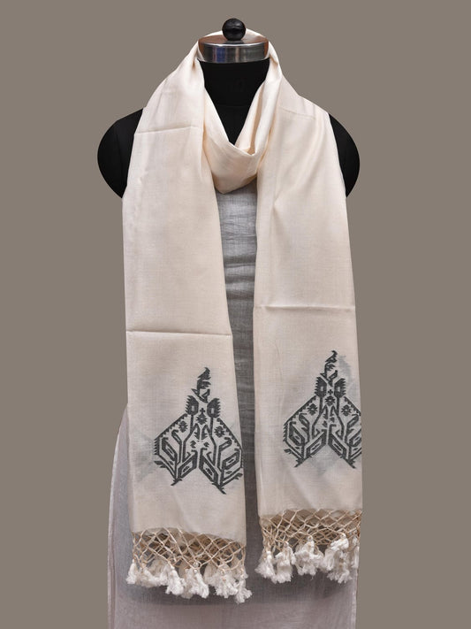 White Khadi Cotton Handloom Dupatta with Dhakai Design ds2650