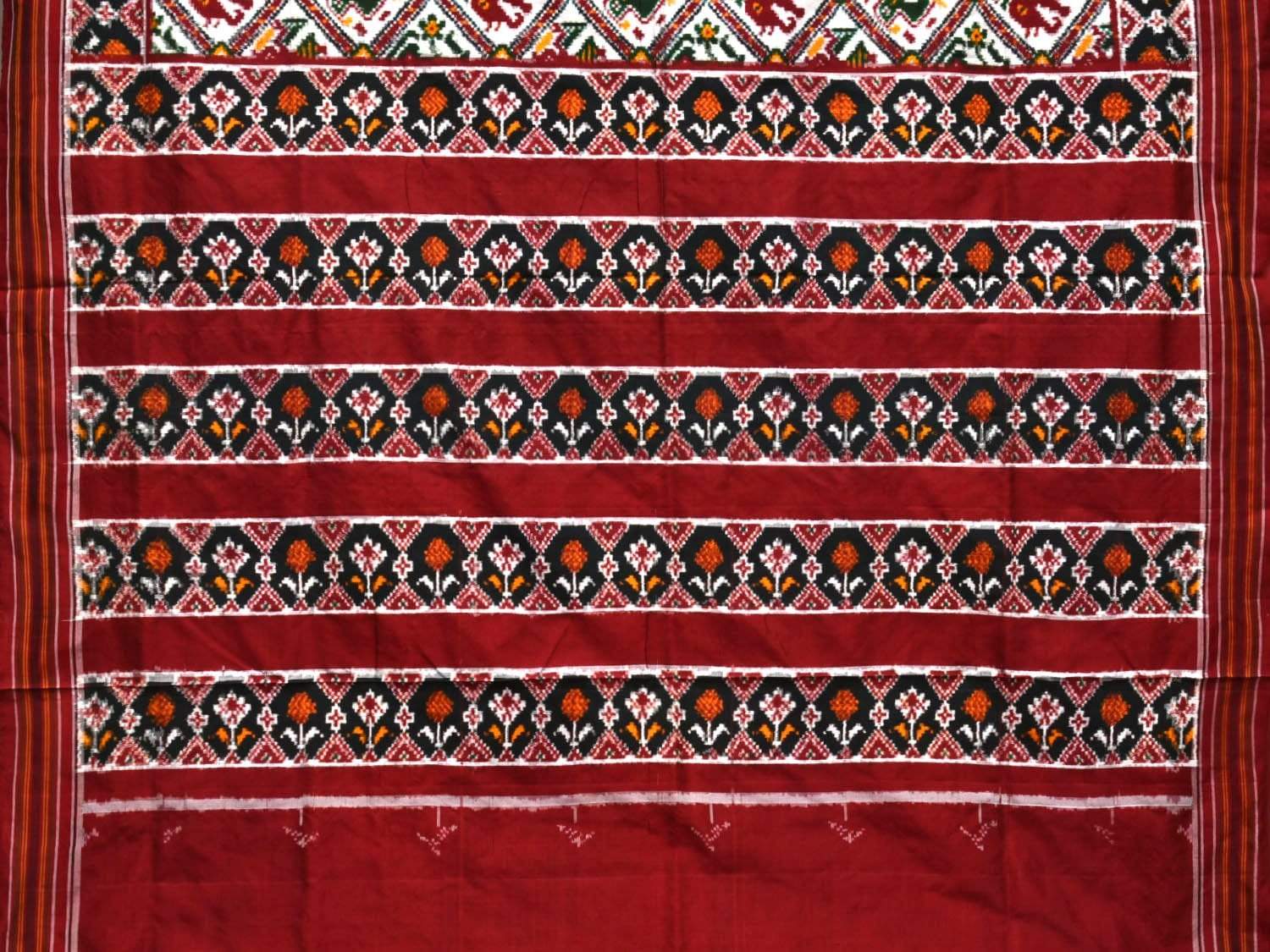 White Pochampally Double Ikat Silk Handloom Saree with Narikunj Design i0581
