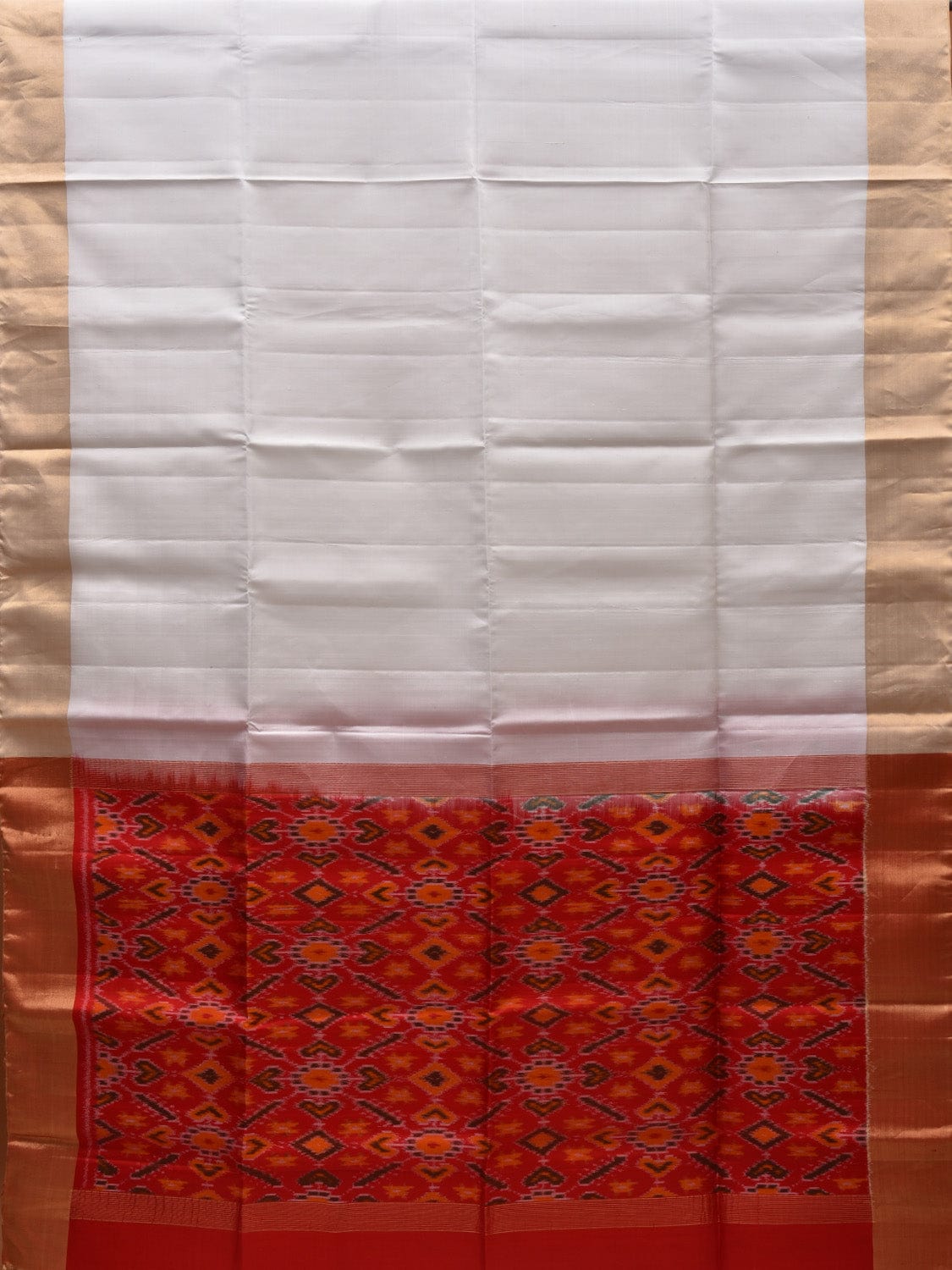 White Pochampally Ikat Silk handloom Plain Saree with Pallu Design i0676