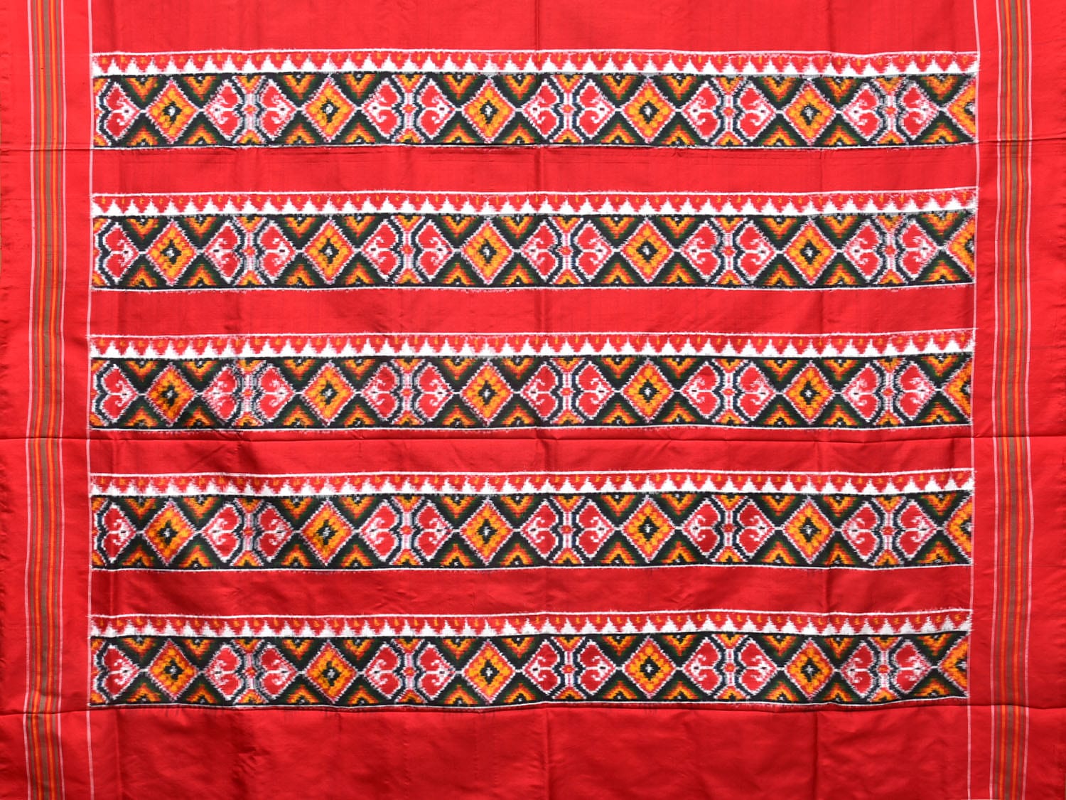 Yellow and Red Pochampally Double Ikat Silk Handloom Saree with All Over Design i0765