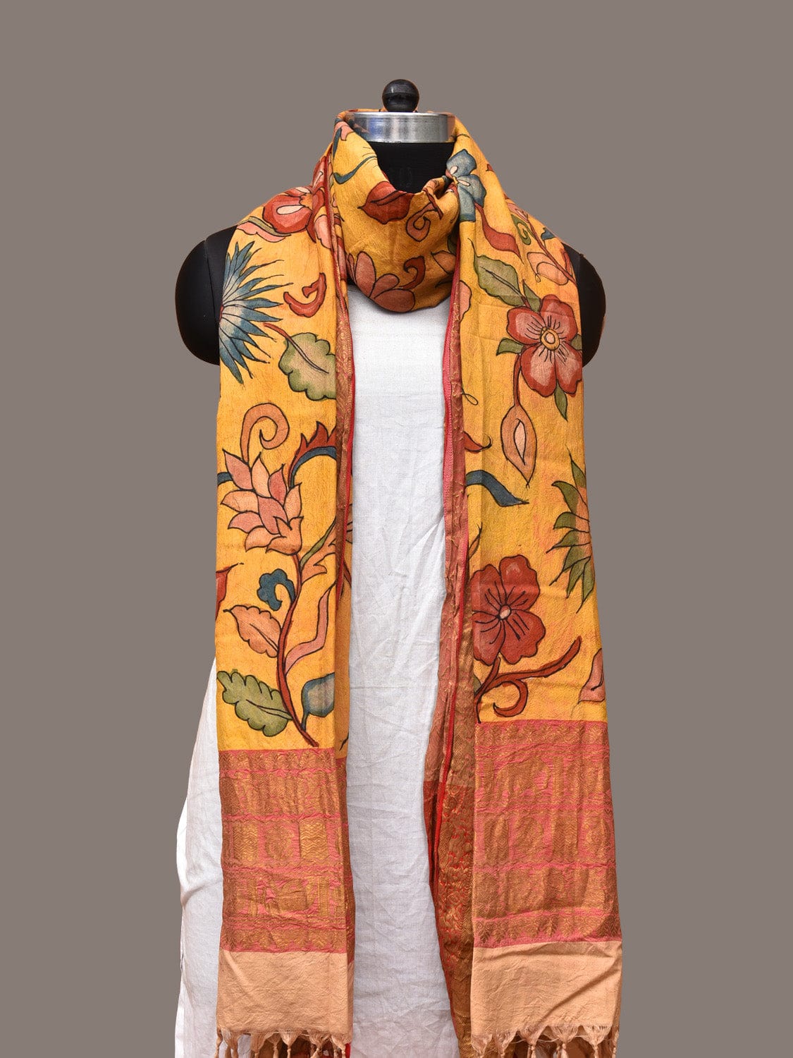 Yellow Kalamkari Hand Painted Kanchipuram Silk Handloom Dupatta with Floral Design ds3284