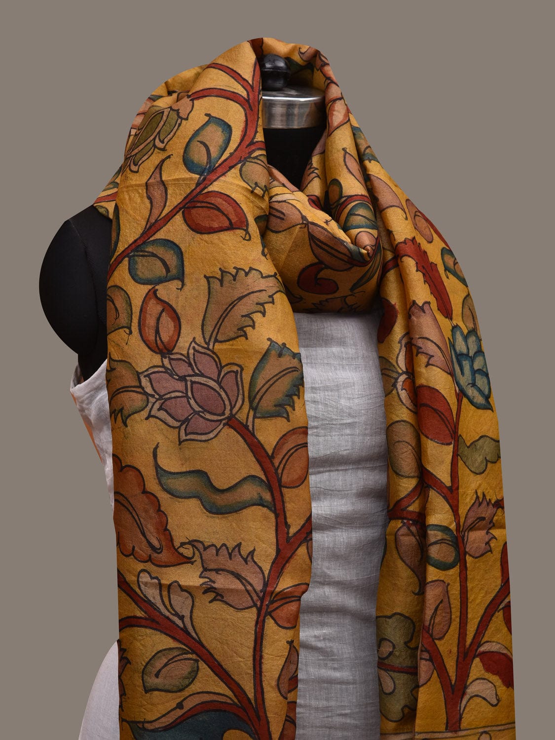 Yellow Kalamkari Hand Painted Tussar Handloom Dupatta with Floral Design ds2697