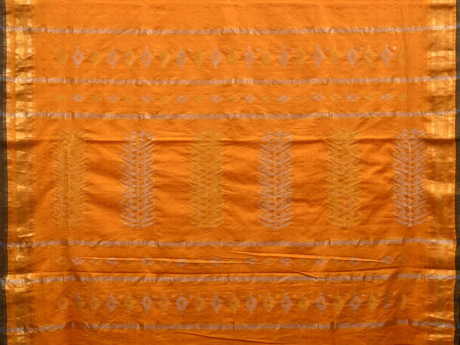 Yellow Uppada Cotton Handloom Saree with Karpur Pallu Design u1873